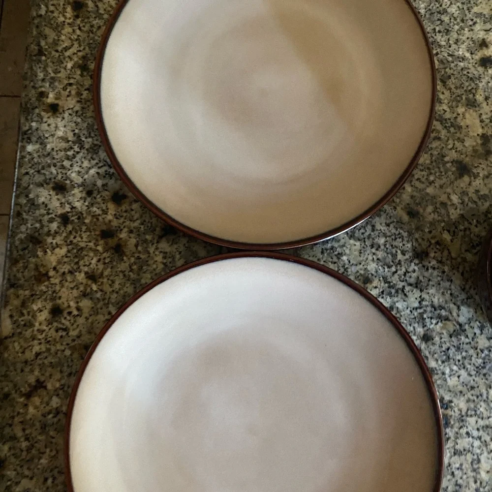 Sango Nova Brown 4933 Stoneware 2 Dinner Plates 4 Bowls Two Toned Dinnerware Set